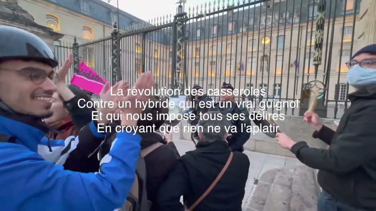 « La Révolution des Casseroles » by Thomy