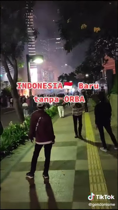 Demo mahasiswa nyanyikan lagu Buruh tani (Lagu Pembebasan)
