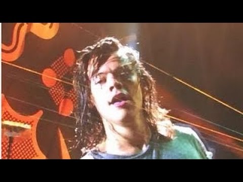 Harry Styles - Some of best moments on stage OTRA TOUR - Part 3