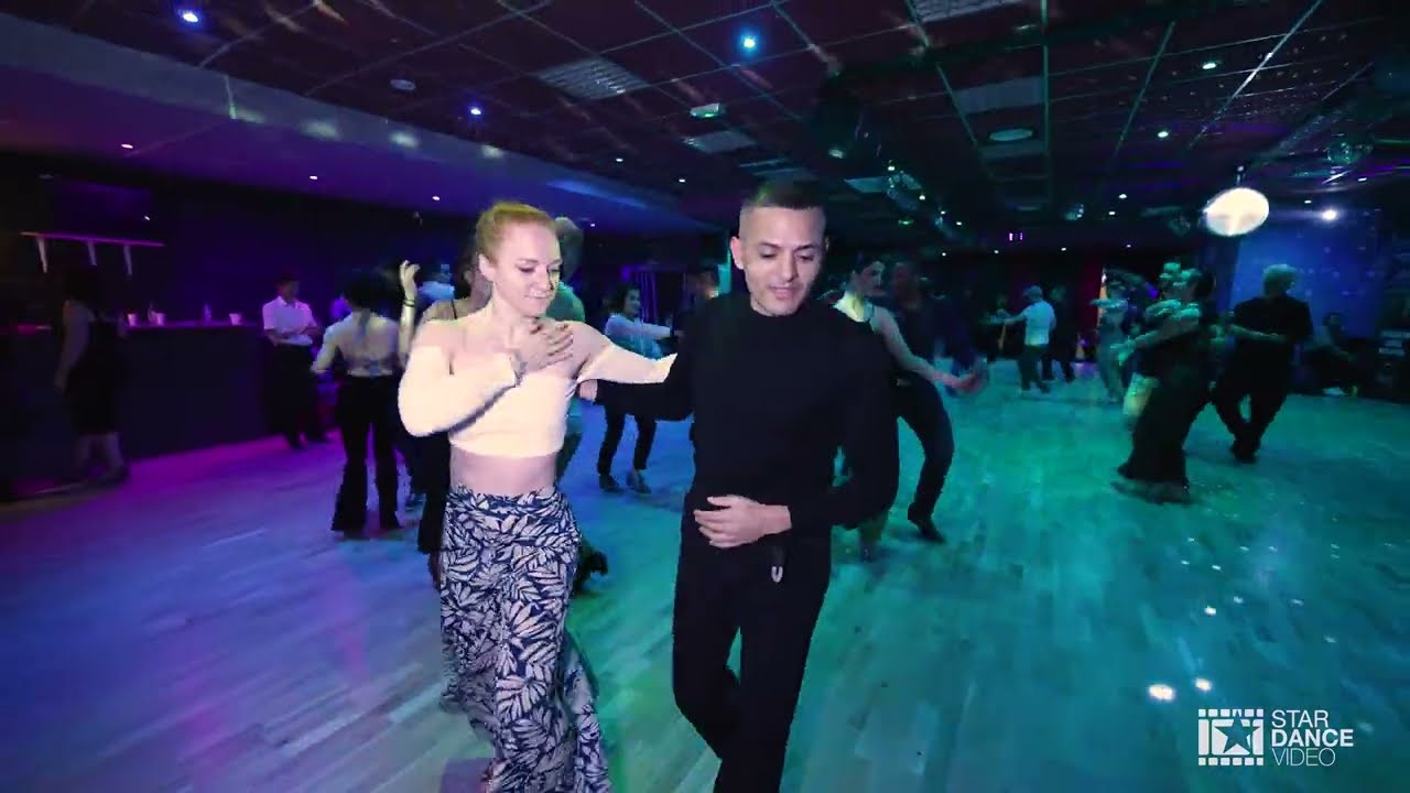 Adolfo Indacochea & Myrtille - social dancing @ SALSA MASTERS PARIS