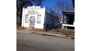 306 E Spring St video tour