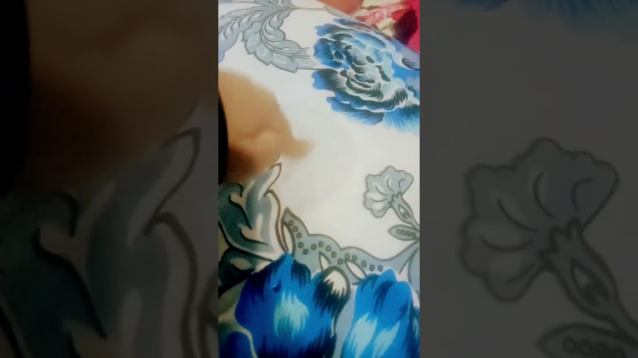 I have book so I have not toys whyyyyy😭😭😭