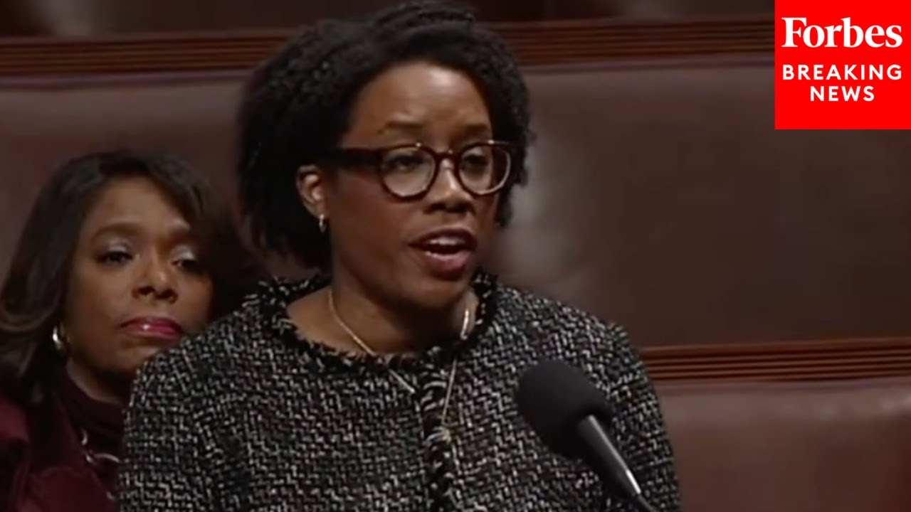 Lauren Underwood: The 'Republican Majority Wasted All Of 2025 By Refusing To Extend' ACA Tax Credits