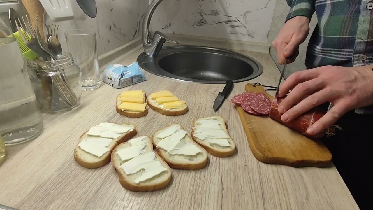 Simple Sandwiches with Butter, Sausage and Cheese | Home Kitchen