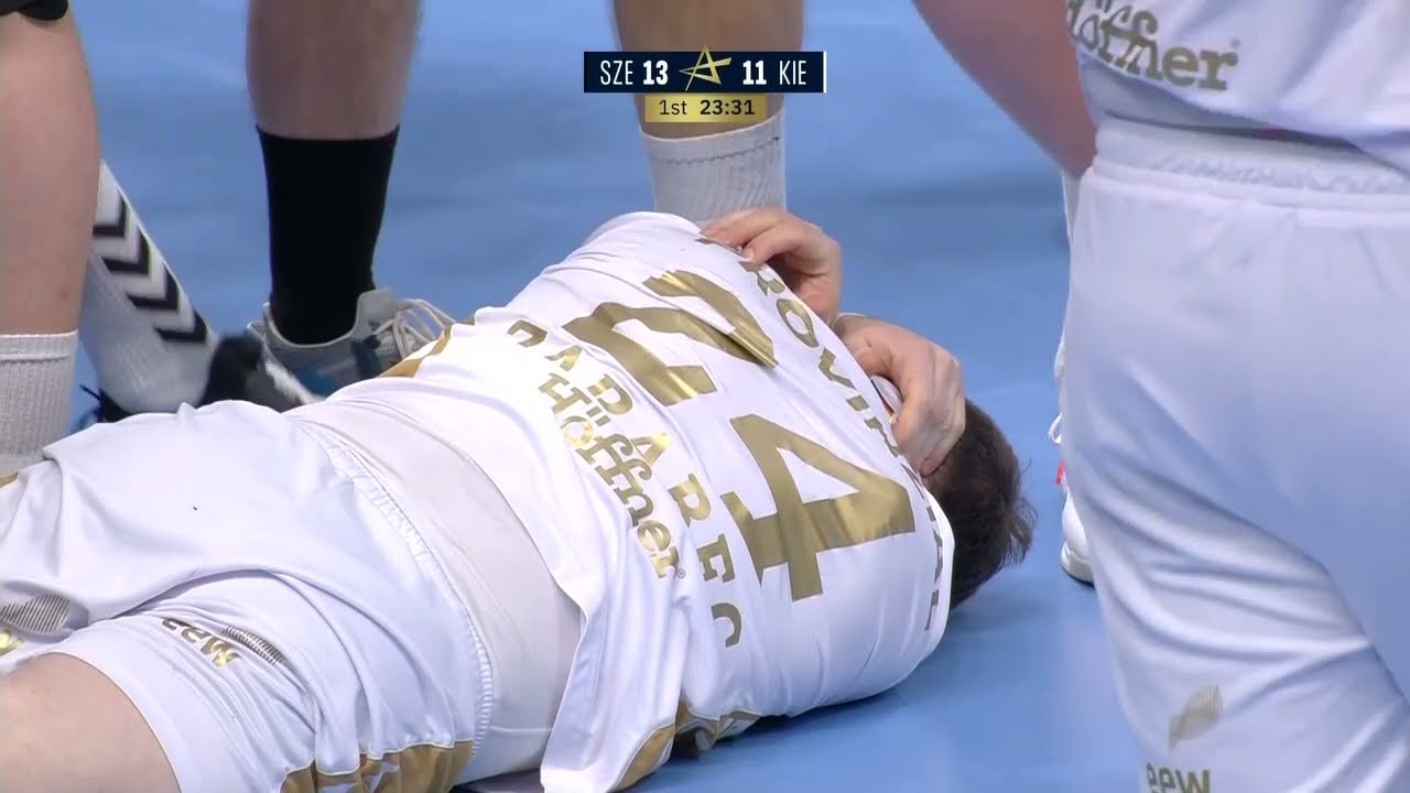 Miha Zarabec Feinting and Send off Matej Gaber | vs Pick Szeged 9.12.2021