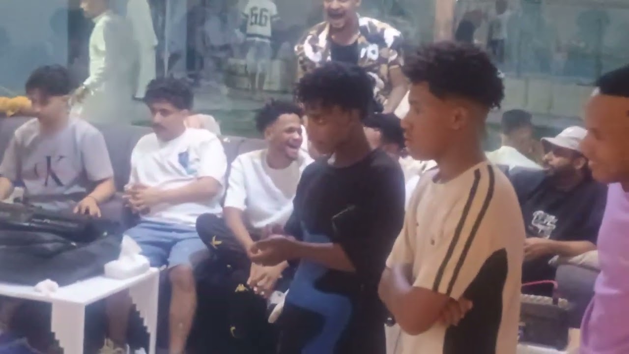 احلاموووال للفنان نجيب البابوري مع تفاعل الشباب عرس محمدسعيد