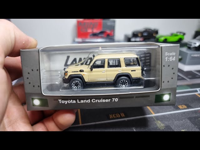 This is a good one! Toyota Land cruiser 70 Model 1. Unboxing