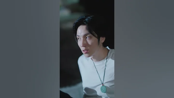 Poor boy was looked down upon by a pretty girl, but she didn't know his identity shocked everyone!