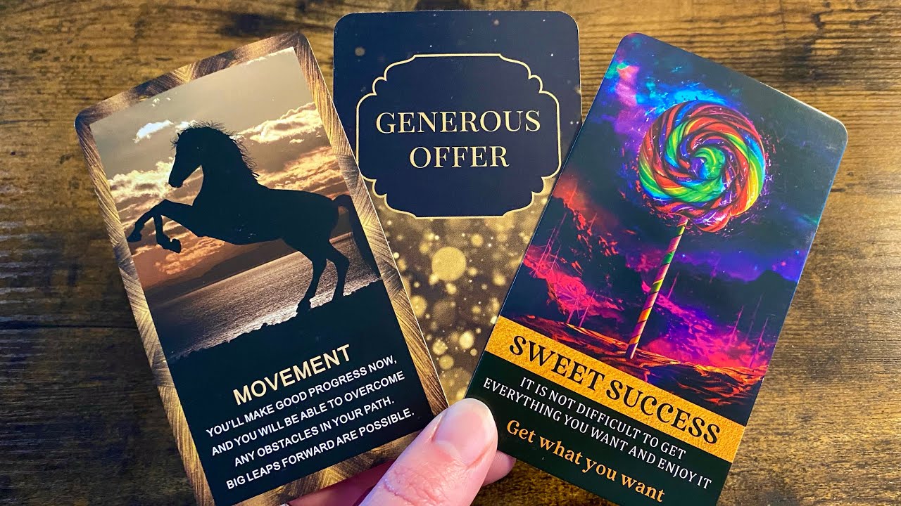 Лев: Ваша жизнь вот-вот наберет обороты, и вас ждет щедрое предложение! 💫 Таро на март 2026 года