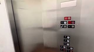 WORST LOW ON OIL ELEVATOR EVER- CAVITATES FOR 30 SECONDS Mega Low On Oil Elevator Compilation