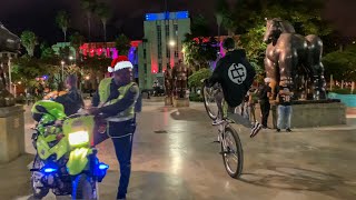 Montando Bici en el Centro de Medellín a la 1:00AM *PELIGROSO* 😱 | LA LORA