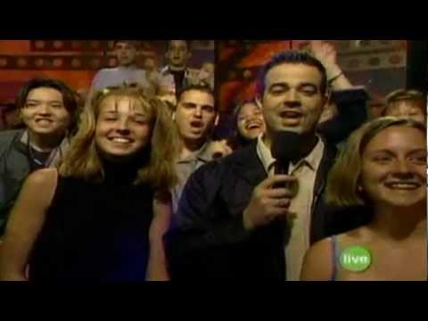 ♫ Oops! ...I Did It Again - MTV Britney Live 2000 - Britney Spears
