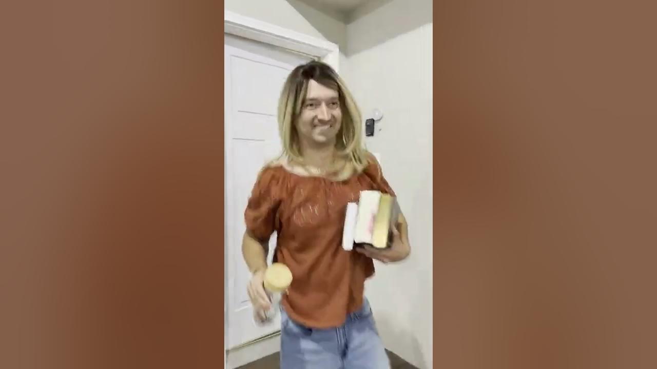 Dress like your partner party! YouTube