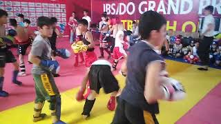Fi̇rdovs - Di̇gah Ki̇kboks Klublari