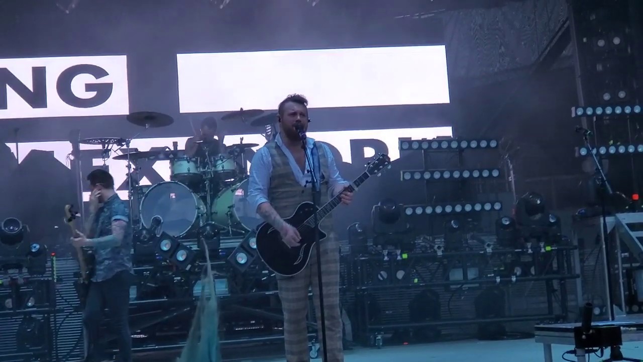 Asking Alexandria- Moving On (Live) 8/4/19 @ Charlotte Metro CU Amphitheatre