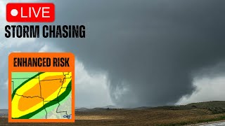 LIVE STORM CHASER: Tornadoes And Gorilla Hail In Texas