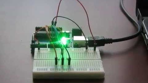 Simulación semáforo con Arduino y diodo RGB