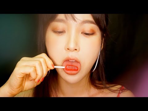 ASMR Lollipop Licking Eating Crinkle🍭