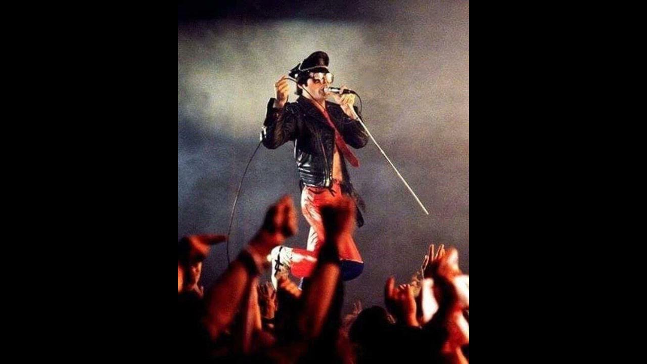 Queen - Fat Bottomed Girl (Live in Newcastle - 03/12/1979) Queen - Fat Bottomed Girl (Live in Newcastle - 03/12/1979)