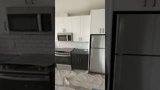 Den Unit 322 (781sqft)