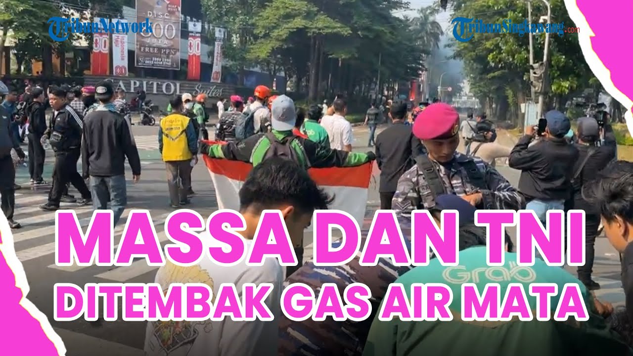 ®️🔴 UPDATE❗Demo 29 Agustus, Massa & TNI Ditembak Gas Air Mata Brimob, Pendemo Jebol Gerbang DPR RI