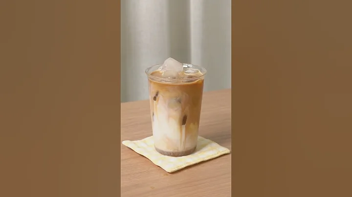 Iced Vanilla Latte #asmr #homecafe