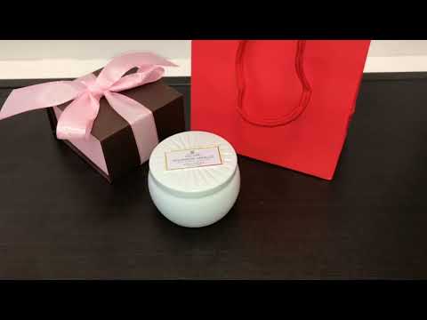 Ароматическая свеча Voluspa Bourbon Vanille (Ваниль Бурбон)