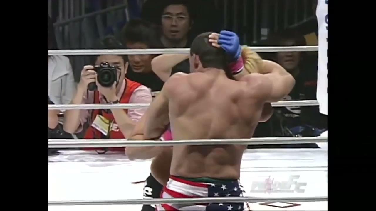 Don Frye vs Yoshihiro Takayama (2002) YouTube