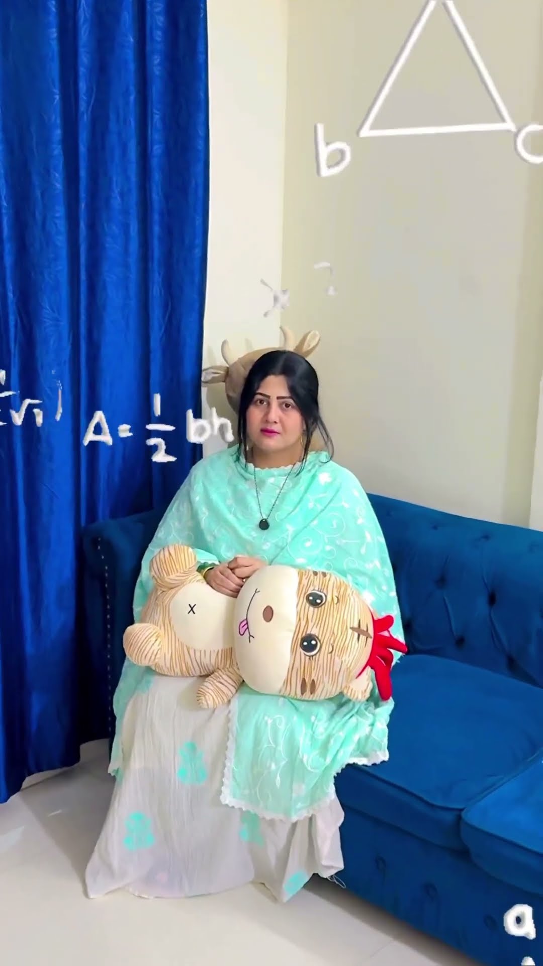 Mumma Ko English Sikhane Chala tha?? #happywomensday  #zidaanshahidaly #comedy #shorts