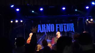 Arno Futur :live à Genève. Titre Clair Fontaine