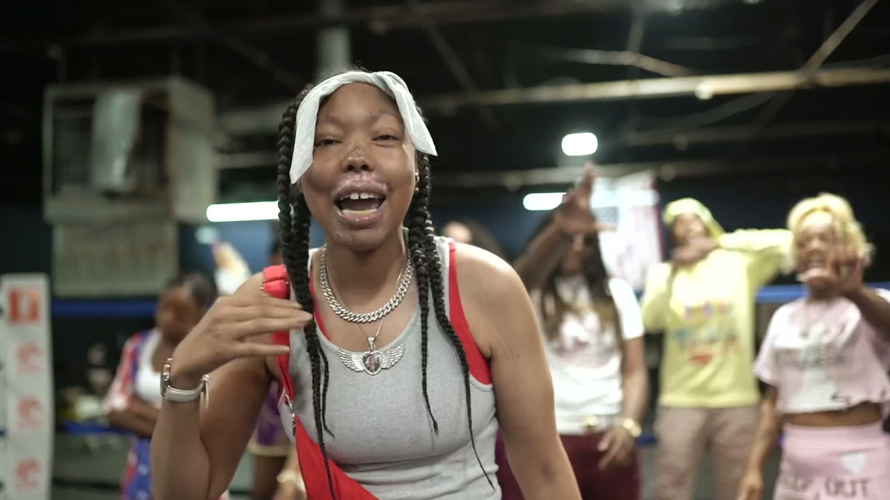 The Female Knock Out Cypher  🥊Rell Shellz Production Cincinnati Stand 🆙