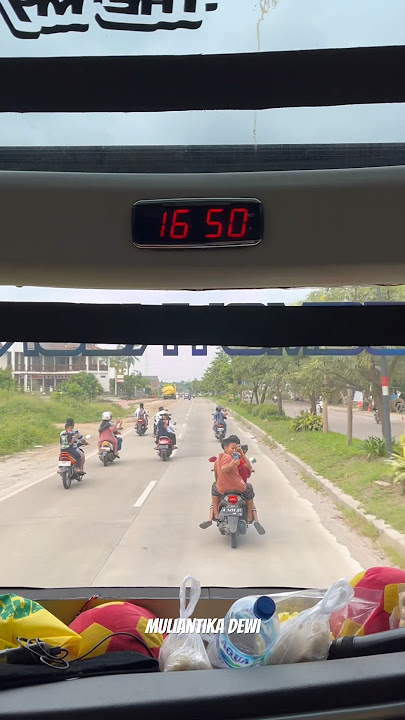 Lagu abang jarang pulang, nada favorite siapa nih ? #basuri #bus #telolet #busmania #viral #hunting