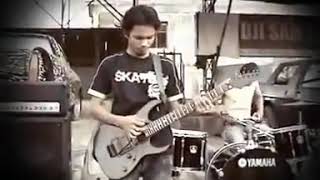 Bayang2 Resah .. cipt : Jup Majen by KERETA Band ..