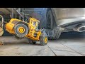 Replace hydraulic cylinder Wheelloader RC4WD