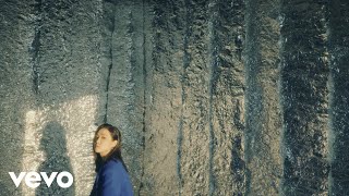 Nicole Lai - 《光 (Glow)》官方 MV