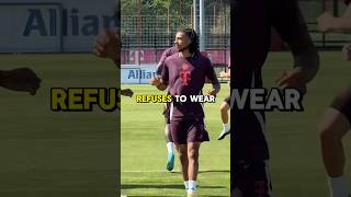 Michael Olise literally refuses to wear shin pads 👀 #football #soccer #michaelolise