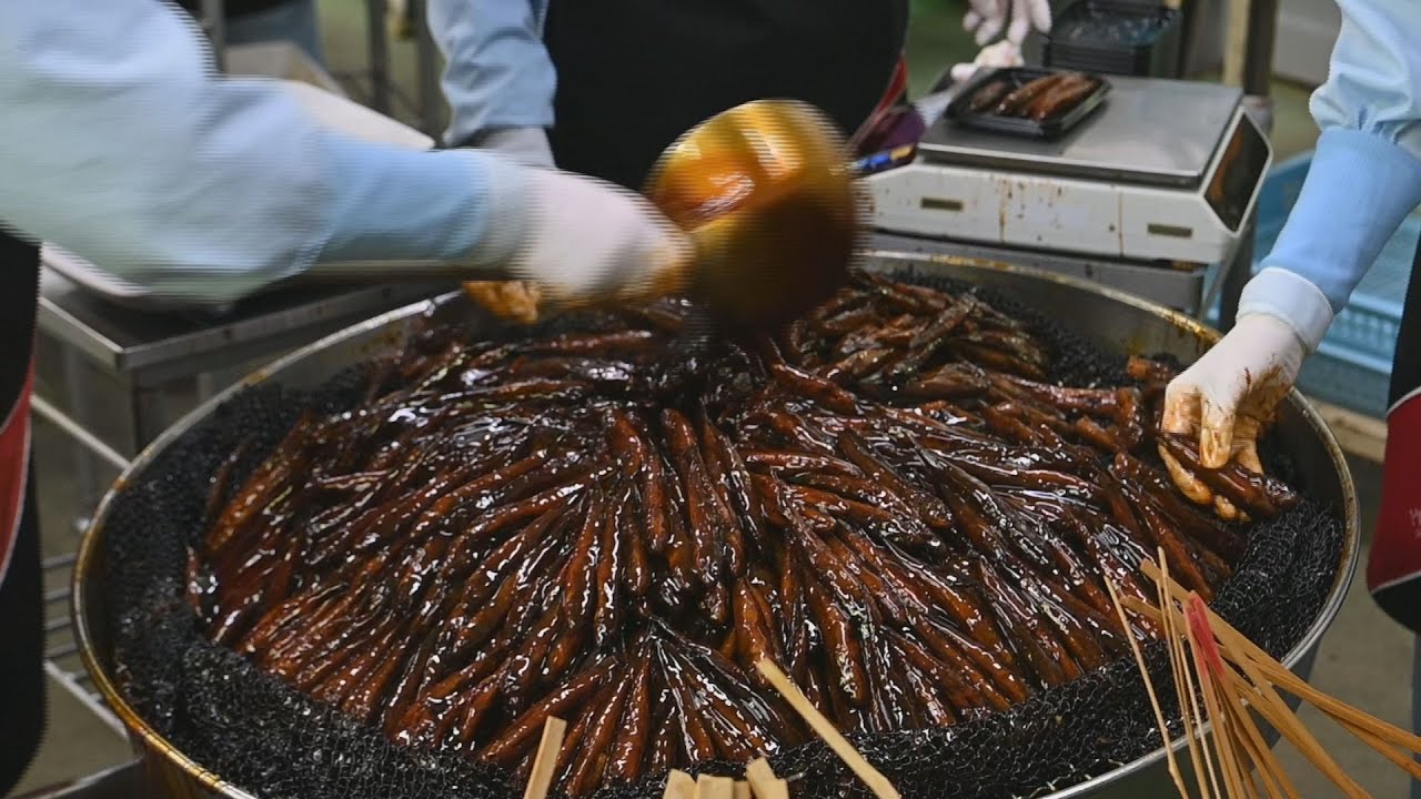 ハゼの甘露煮作り 最盛期 愛知 豊川の食品工場 Youtube ハゼの甘露煮作り 最盛期 愛知 豊川の食品工場 Youtube