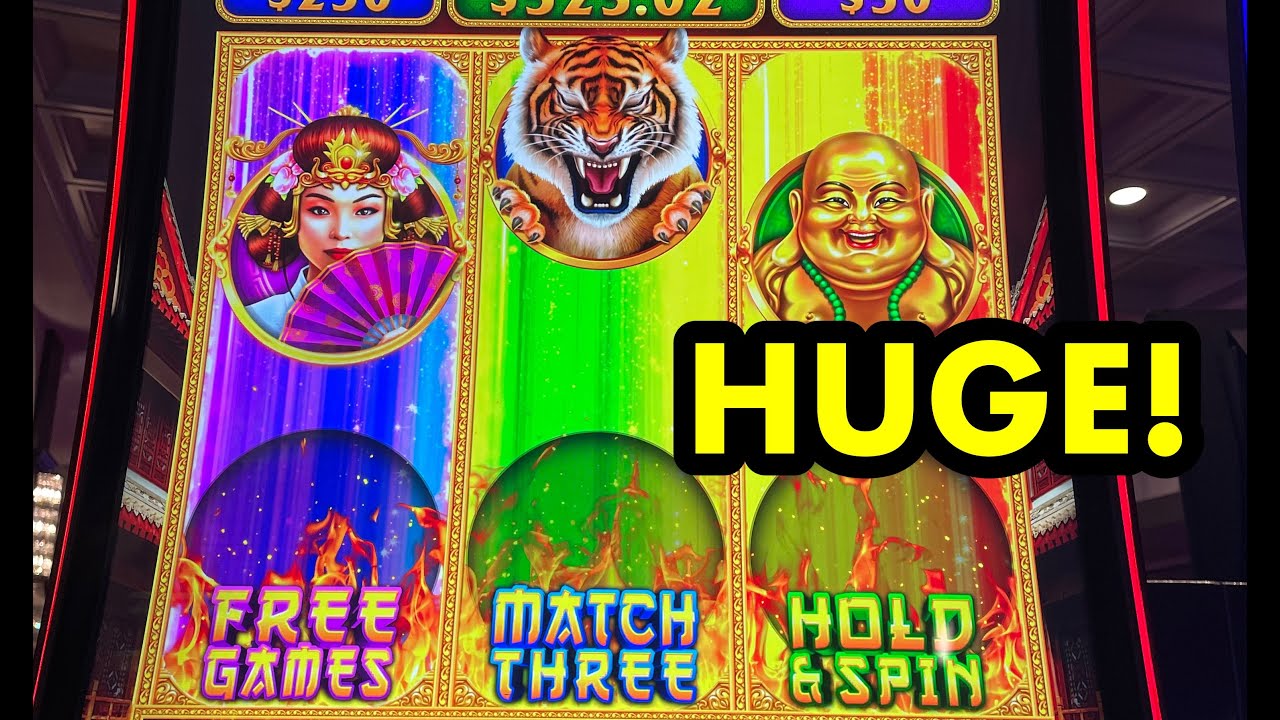 😮😮😮This slot session was crazy! HUGE WIN on Triple Supreme Xtreme!