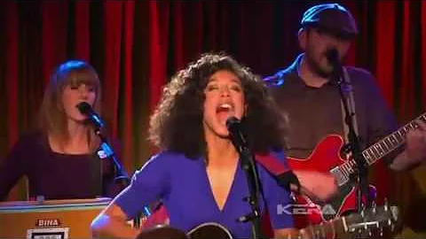Corinne Bailey Rae - Diving For Hearts (Live)