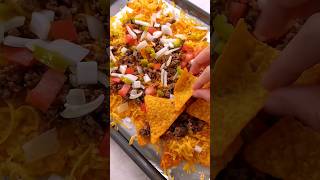 Make these LOADED NACHOS with Doritos for your next party! 🧀🤤 #food #nachos #cheese #shorts