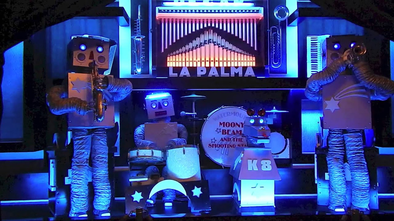 Robot Band - Watermouth Castle - North Devon July 2013