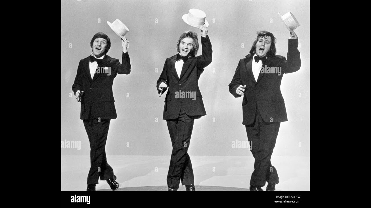 Style- Dailey & Wayne with Freddie Starr - YouTube