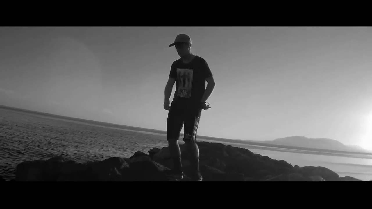 PaPiCastro - Omen (Prod. Timothy Walters)