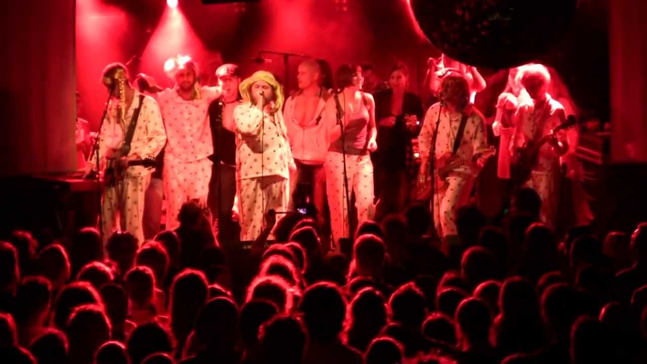 9/21 Tietenlied Afscheidsshow Kinderen Tegen Kinderen YouTube 9/21 Tietenlied Afscheidsshow Kinderen Tegen Kinderen YouTube