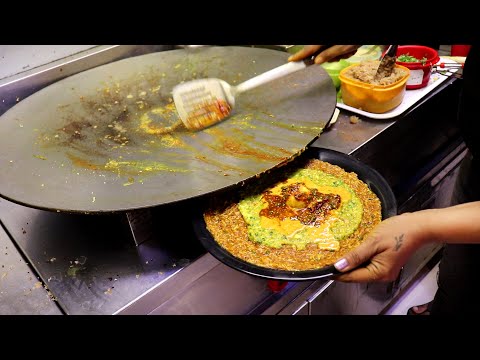 Hardworking Woman Selling Tadka Loaded Egg Dish | Egg Street Food | Indian Street Food | Street Food Fantasy