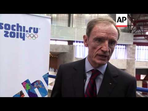 Organisers present "patchwork quilt" design of medals for 2014 Games