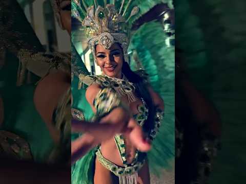 Brazilian beauty in Italy 🇮🇹🪶 #shorts #samba