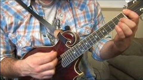 Mandolin - Minor Triads : Playing a Minor Triad in Root Position on the Mandolin