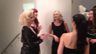 The Puppini Sisters sing Mele Kalikimaka with The Rosevalley Sisters