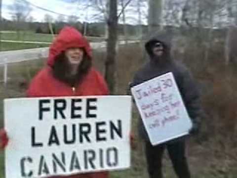 NH: Law enforcement reacts to "Free Lauren" protest 3/3